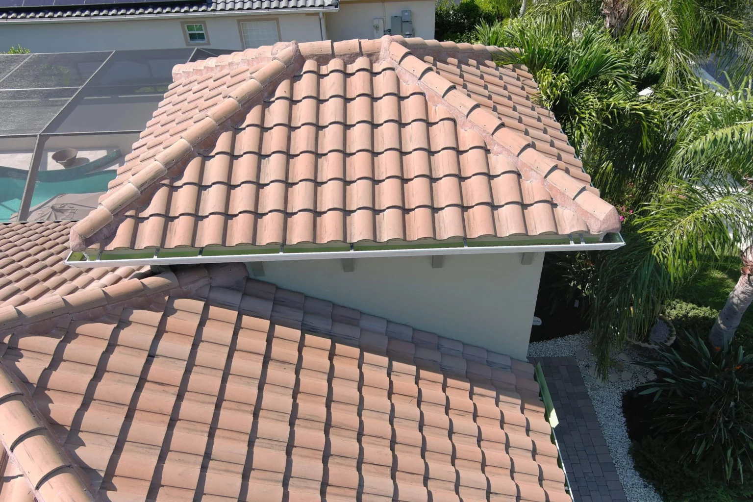 Why Soft Wash Roof Cleaning Service Is Getting More Attention